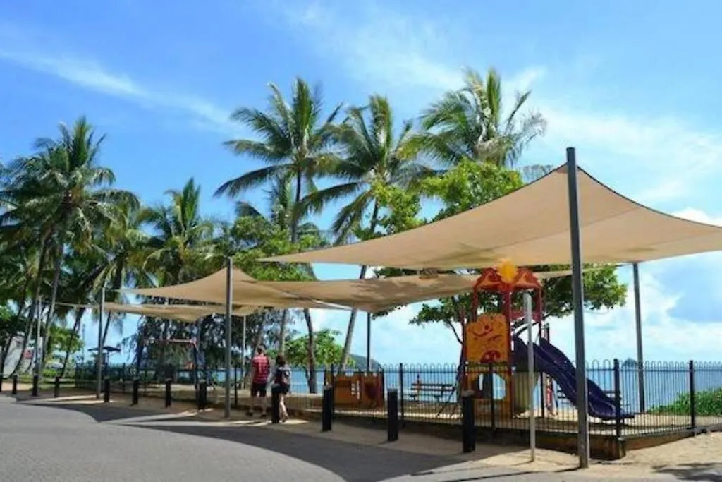 The Palms Retreat - Alassio Beachfront Resort Palm Cove Apartmán