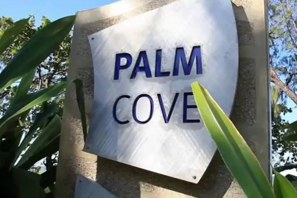 The Palms Retreat - Alassio Beachfront Resort Palm Cove Australia