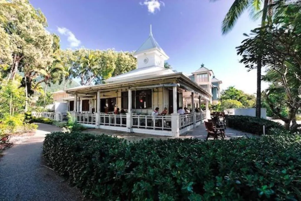 The Palms Retreat - Alassio Beachfront Resort Palm Cove Australia